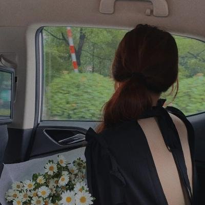 后台休息室实拍：恋综女嘉宾录制中途罢录，被全网抵制
